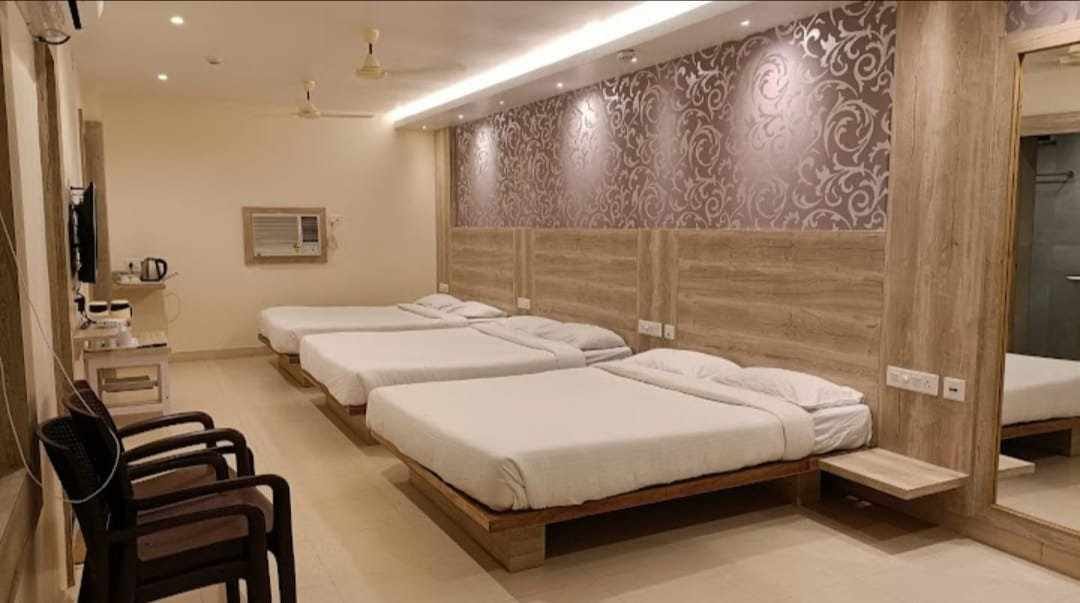 Family Room at Sri Janaki Mahal Trust Ayodhya — Spacious room perfect for large families visiting Ayodhya