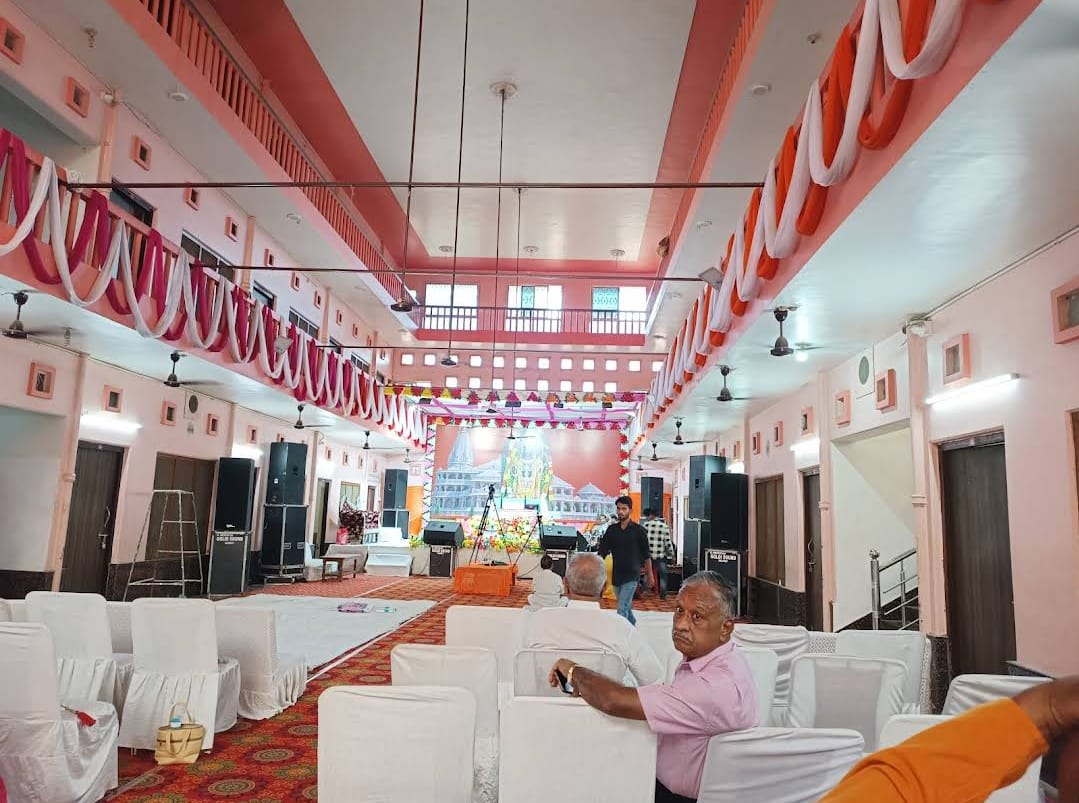 Sri Janaki Mahal Trust Dining — vegetarian meals served fresh